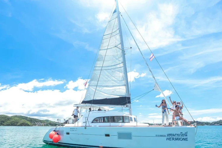 Lagoon 38 ft