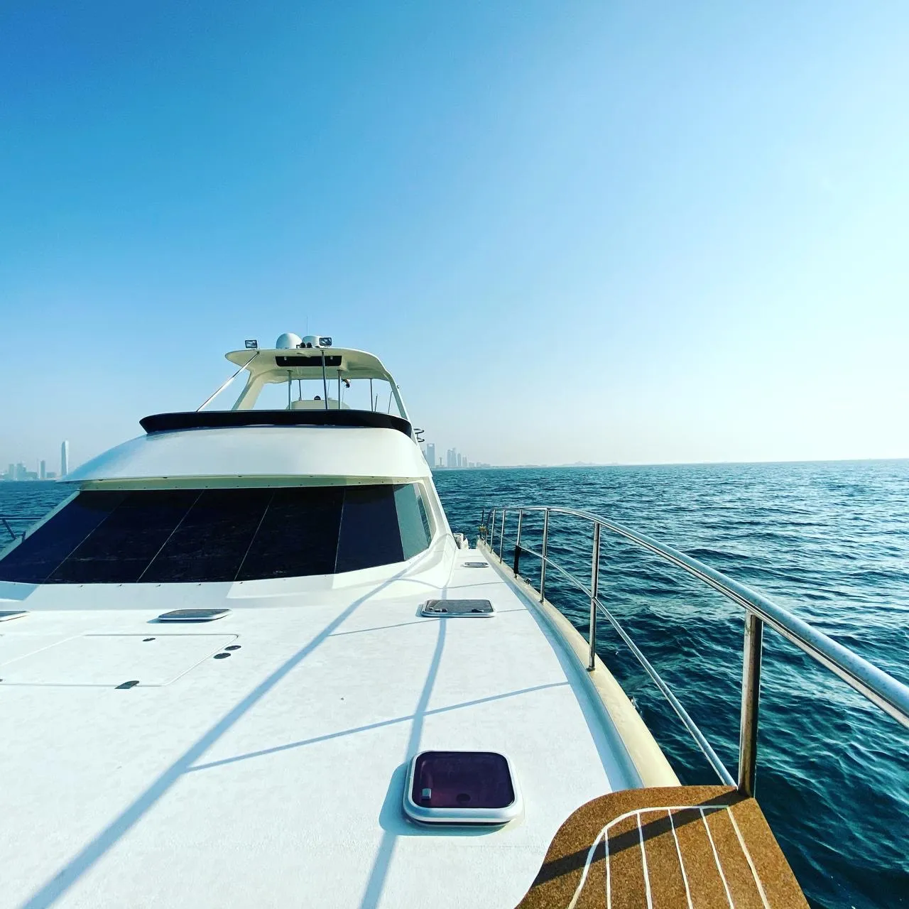 Катамаран Gulf Craft 42 Абу-Даби