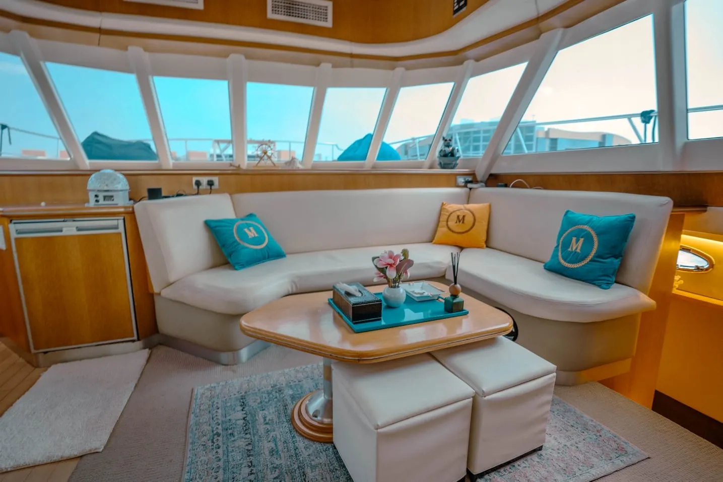Катамаран Gulf Craft 42 Абу-Даби
