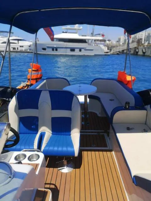 Velvette 29 Envy Адлер
