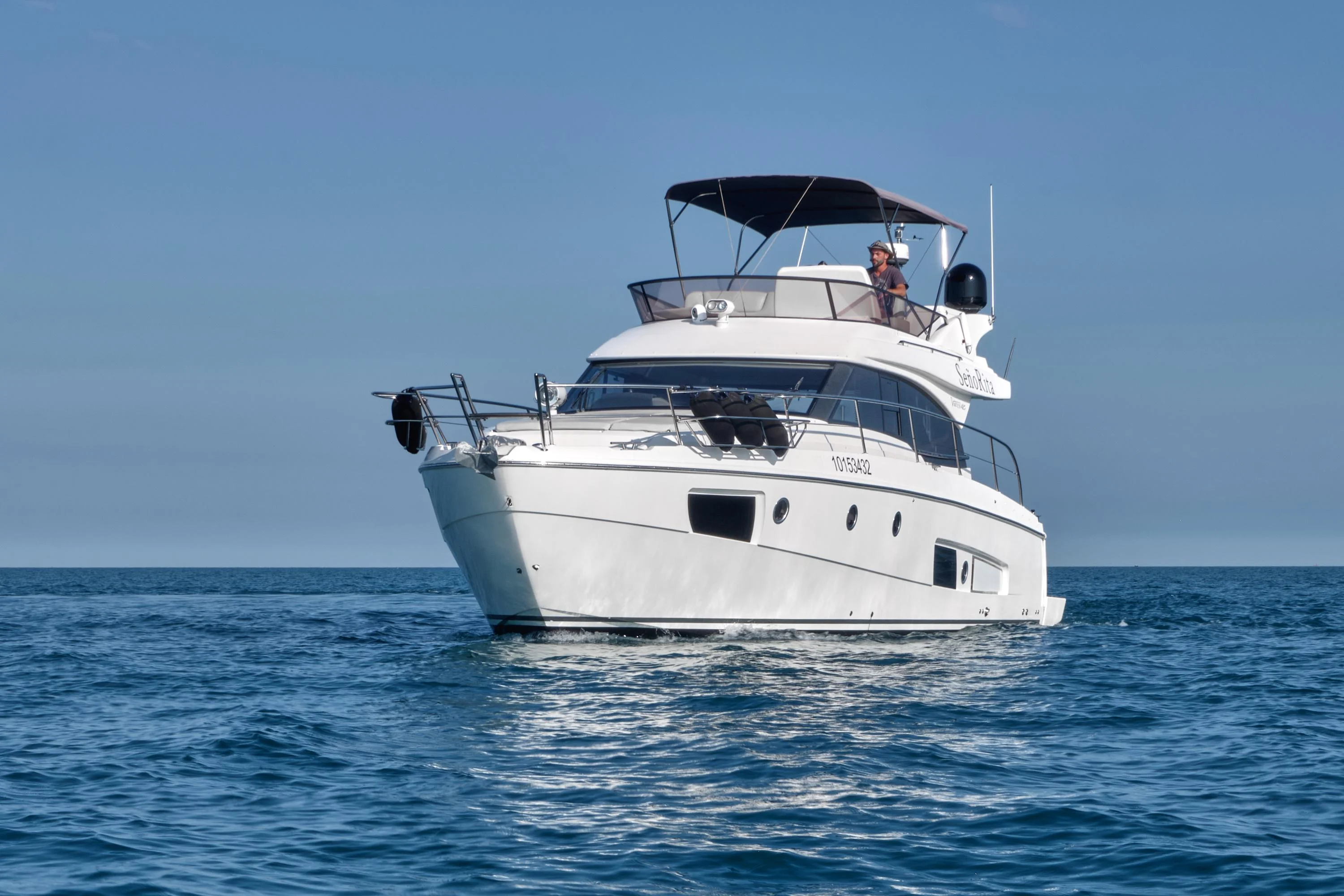 Bavaria 420 Fly Сочи