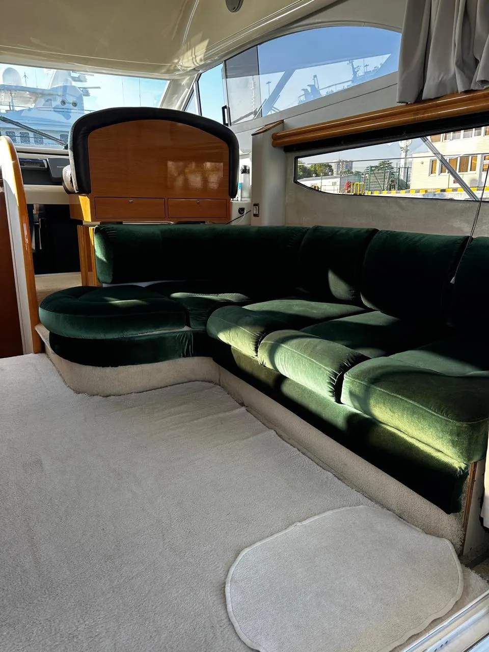 Fairline Phantom З8 Сочи