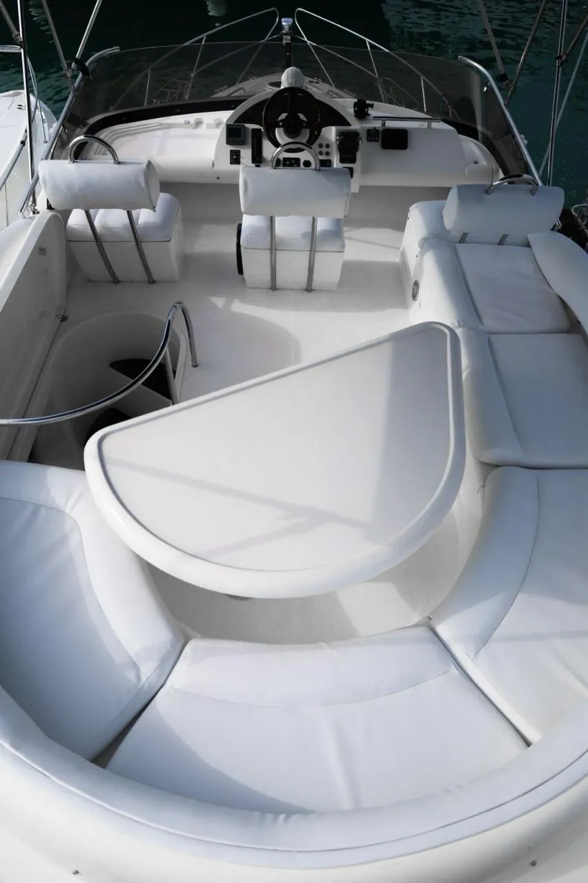 Fairline Phantom З8 Сочи