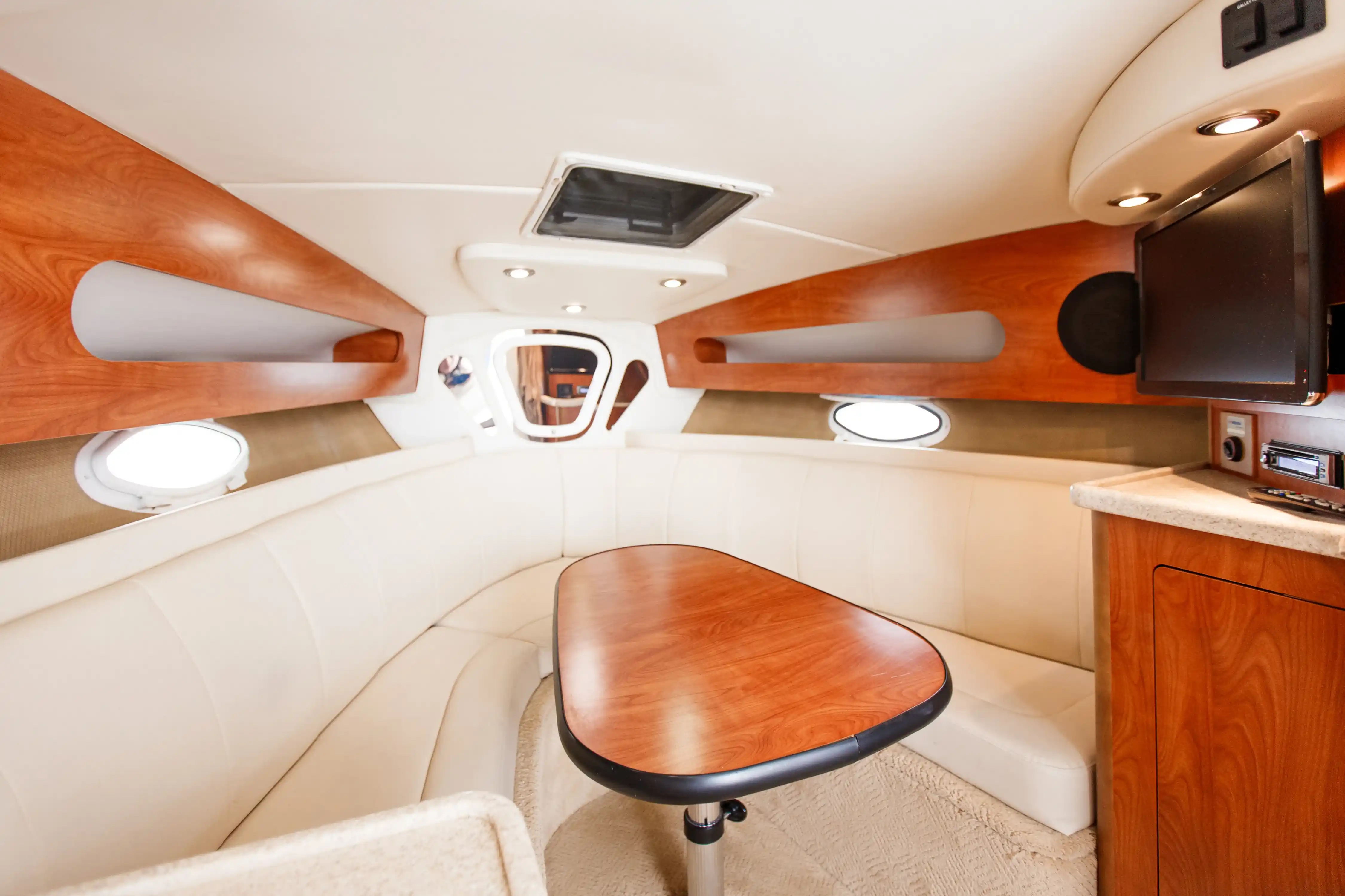 Rinker Fiesta Vee 280 Сочи