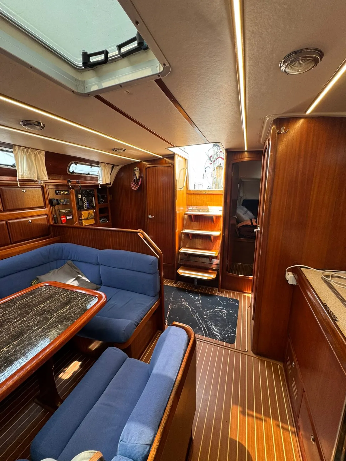 Bavaria 42 Адлер