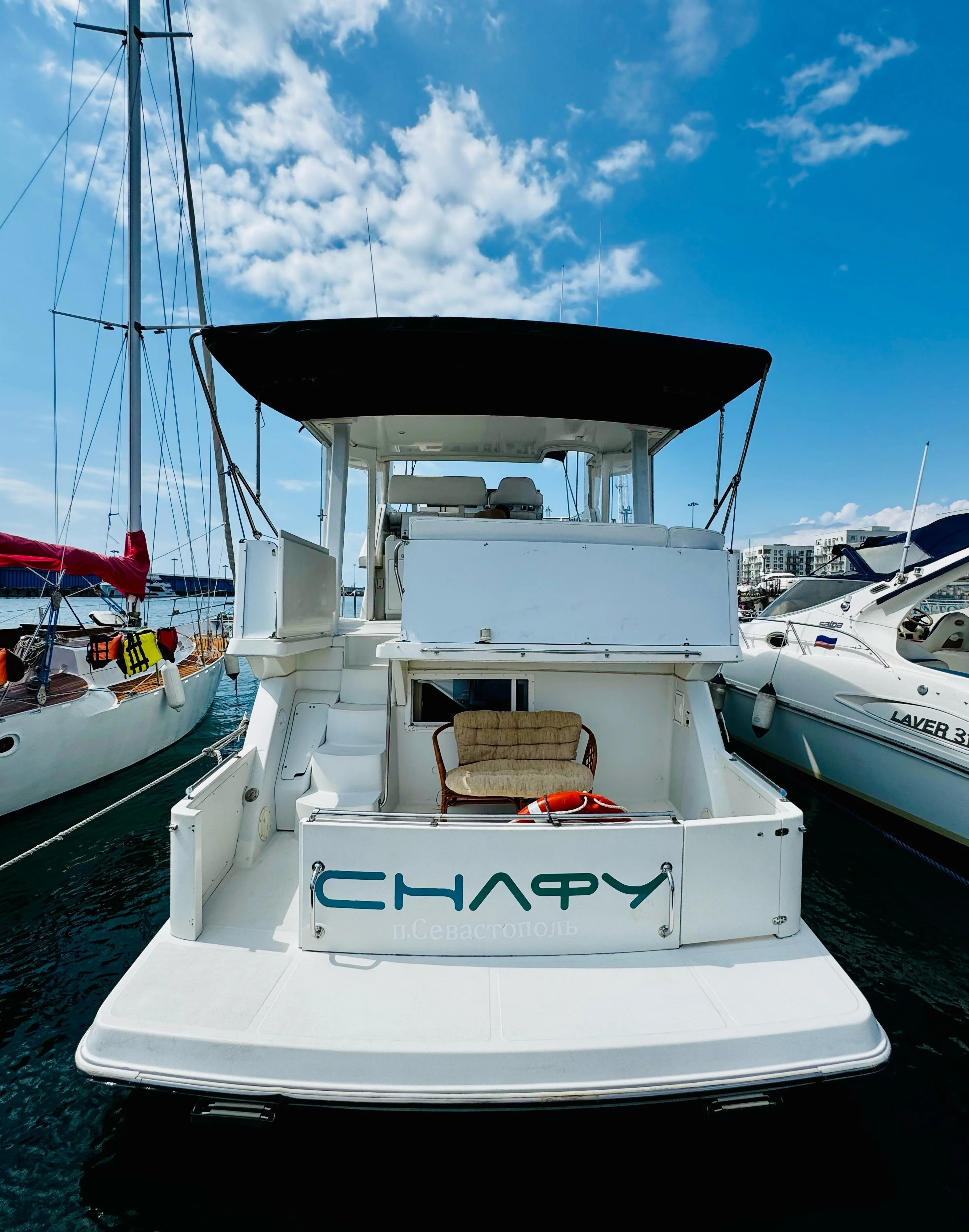 Carver 355 AFT Адлер