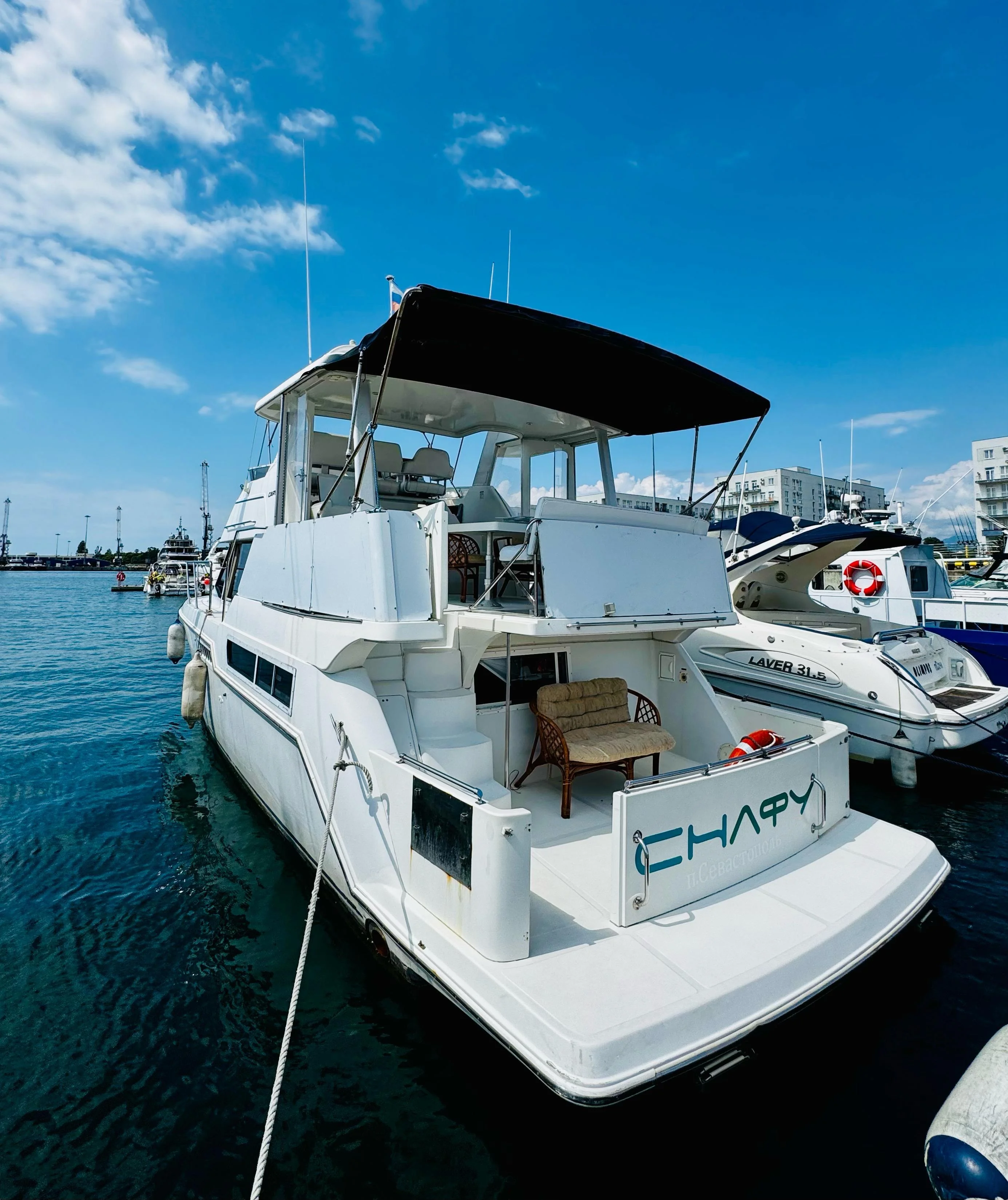 Carver 355 AFT Адлер